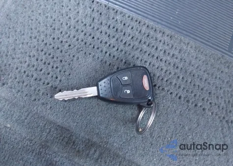 2006 Chrysler Town & Country z USA, uszkodzony, nr VIN 1A4GP45R96B690749